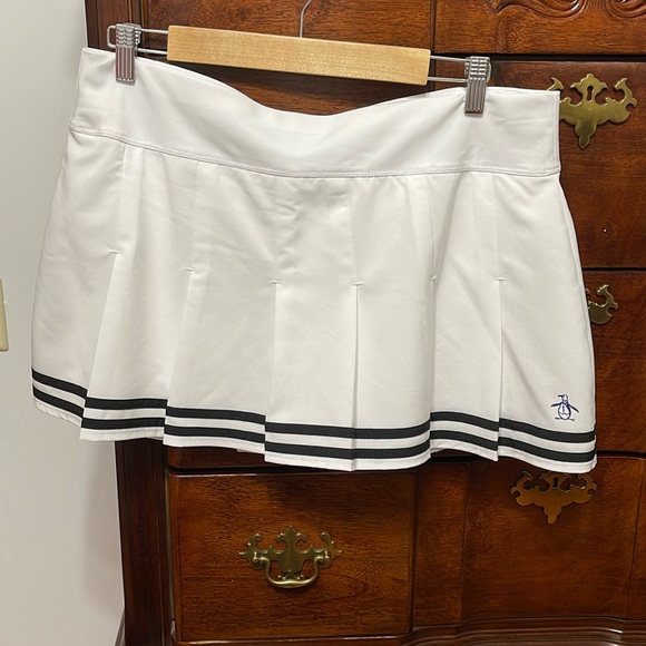 Penguin white and blue stripe skort Lg - Picture 1 of 4